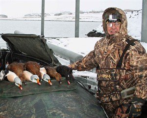 alaska%20king%20eider%20hunting%20john%20eads_300x240