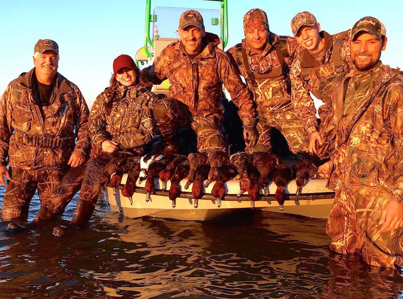 Texas Duck Hunting - Redhead Hunting - Duck Guides - Run N Gun