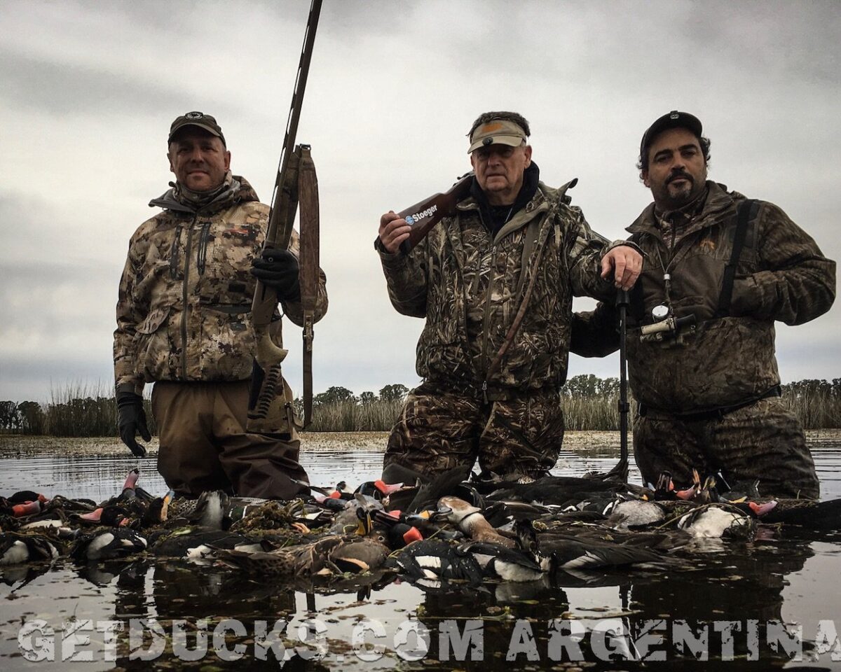 Las Flores Argentina Duck Hunting Guides