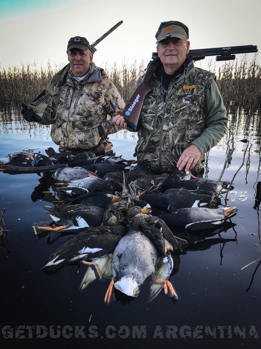 Las Flores Argentina Duck Hunting Guides