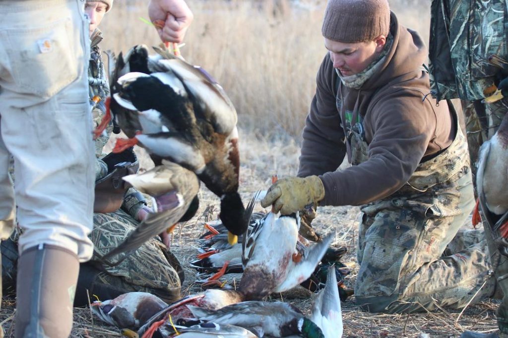 KANSAS DUCK HUNTING GUIDES