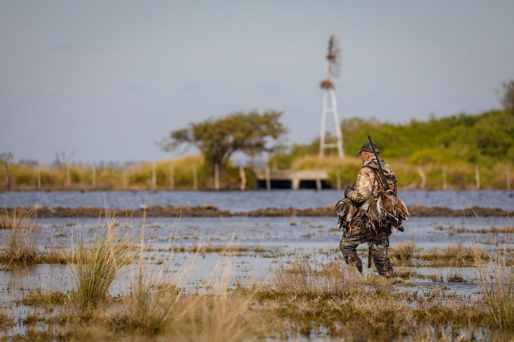 Getducks.com RIO SALADO ARGENTINA DUCK HUNTING