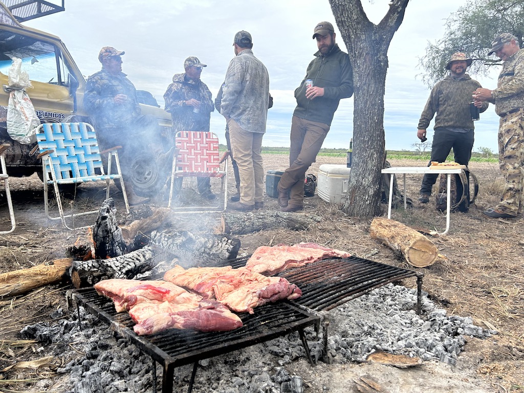 argentina duck hunting asado