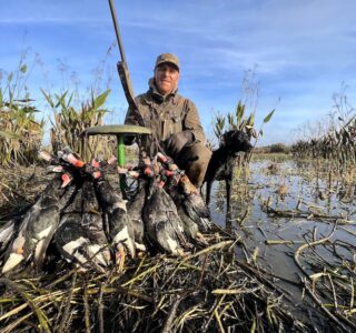 ARGENTINA DUCK HUNTS REMOTE PARANA RIVER DELTA