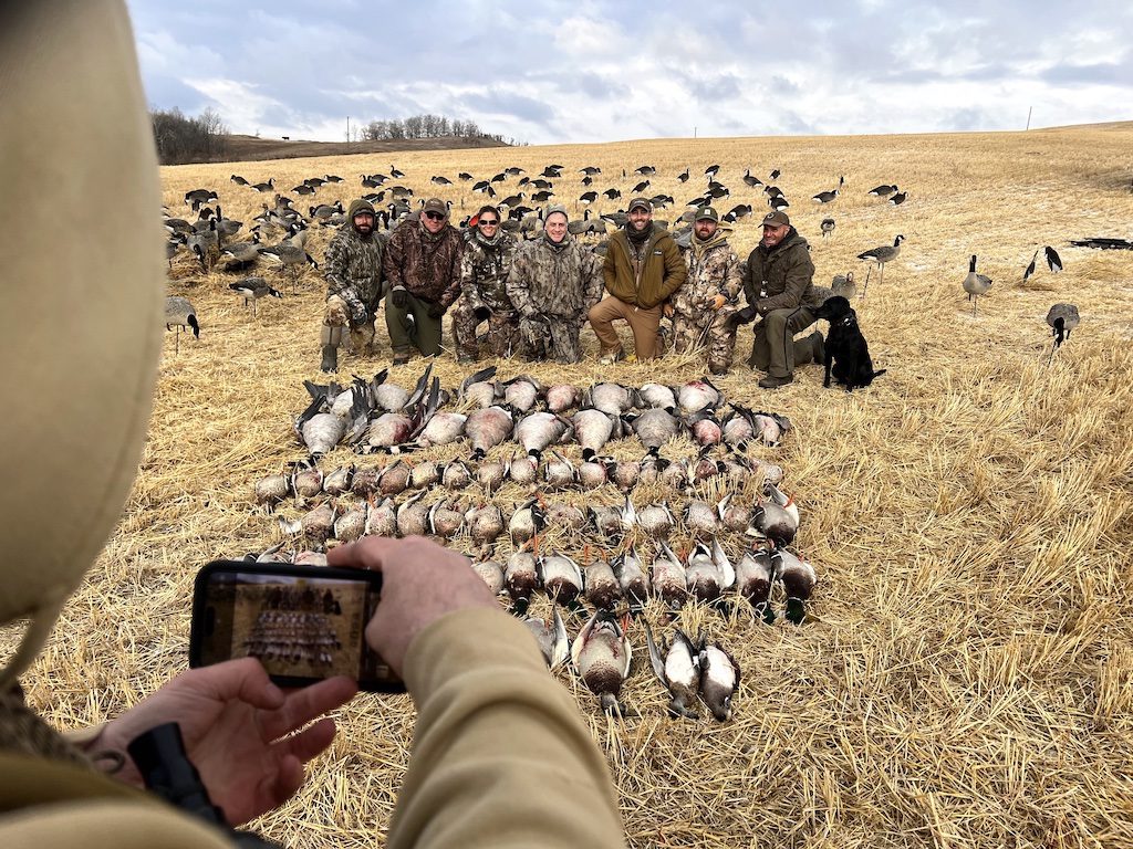 Best Alberta Waterfowl Hunting Guide